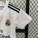 Conjunto Infantil Retrô - Real Madrid 2014/15 I Home