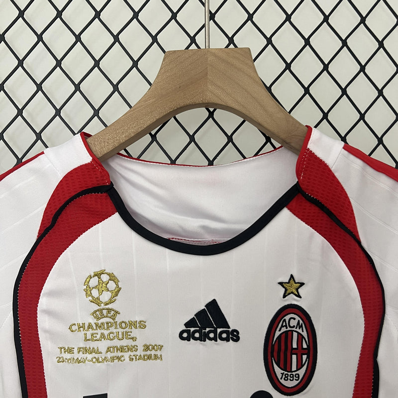 Conjunto Infantil Retrô - Milan 2006/07 II Away Champions League