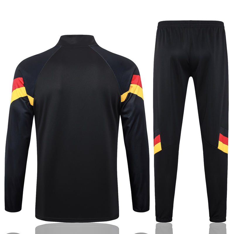 24/25 Conjunto Treino Alemanha Retrô - Zíper Curto - Preto