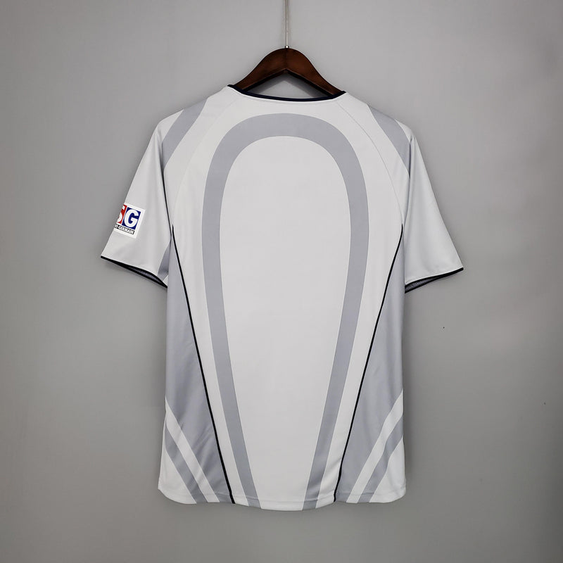 Camisa Retrô PSG 2001/2002 II Away - Branca - Nike