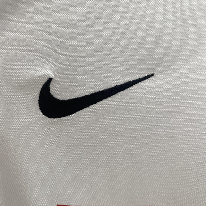 Camisa Retrô Valencia 2006/2007 I Home - Nike