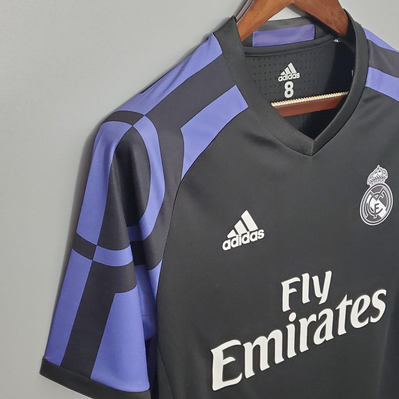 Camisa Retrô Real Madrid 2015/2016 III Third - Preta - Adidas
