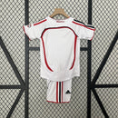 Conjunto Infantil Retrô - Milan 2006/07 II Away Champions League