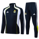 25/26 Conjunto Real Madrid 'Urban Purist' - Frio Zíper Longo - Preto