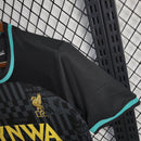 Camisa Liverpool 2024/25 Edição Especial Lebron James - Torcedor - Cinza