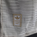 Camisa Bayern de Munique 2024/2025 III Third - Jogador - Bege