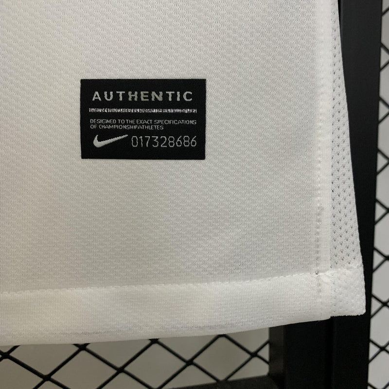 Camisa Retrô Portugal 2010 II Away - Branca