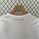 Conjunto Infantil Retrô - Real Madrid 2013/14 I H ome