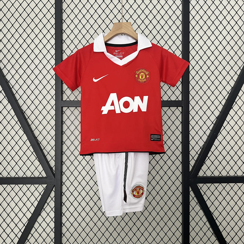 Conjunto Infantil Retrô - Manchester United 2010/11 I Home
