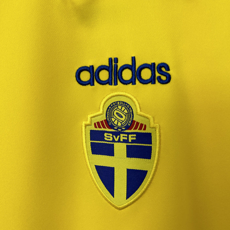 Camisa Retrô Suécia 1994 I Home - Adidas